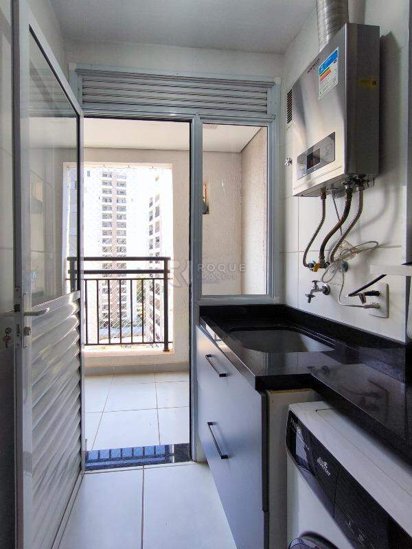 Apartamento para aluguel no bairro Jardim Santa Adélia: LAVANDERIA