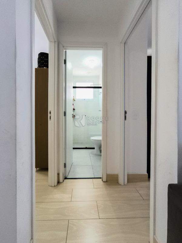 Apartamento para aluguel no bairro Jardim Santa Adélia: ÁREA DE CIRCULAÇÃO