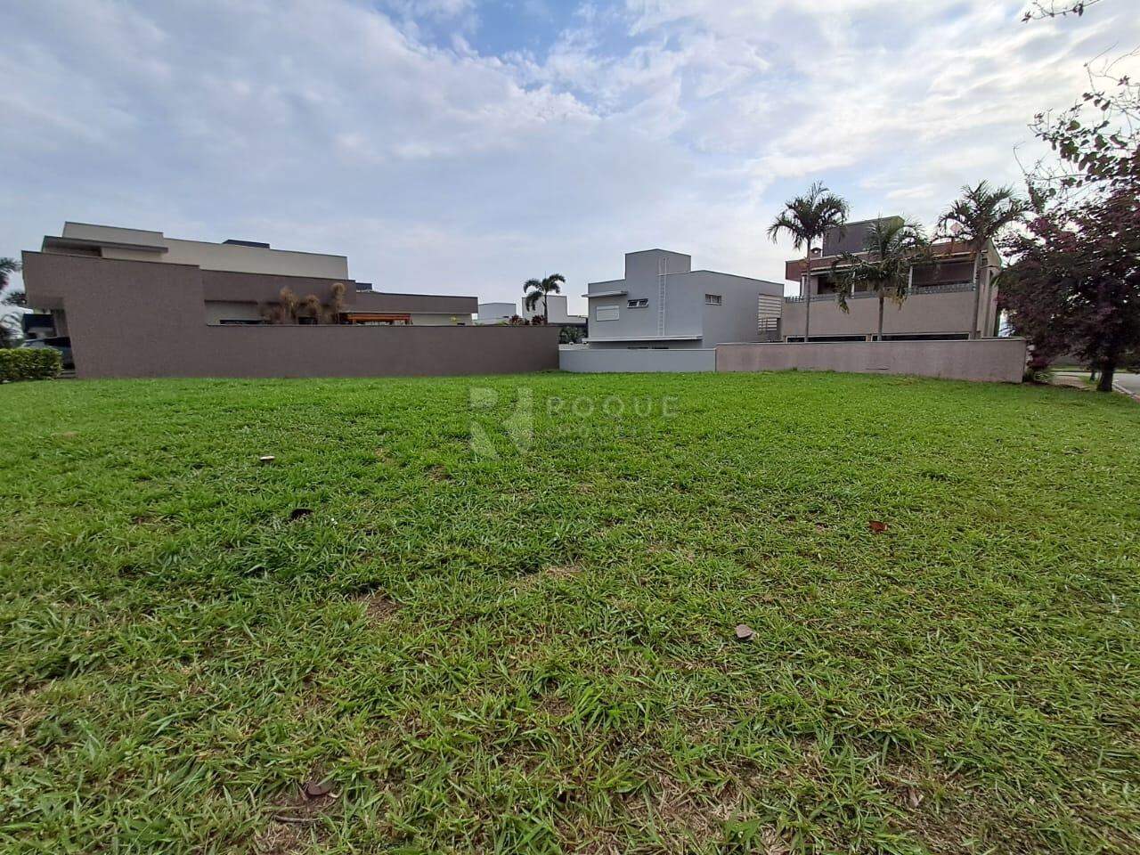 Terreno em condomínio à venda no bairro Residencial Village Damha Limeira: Terreno