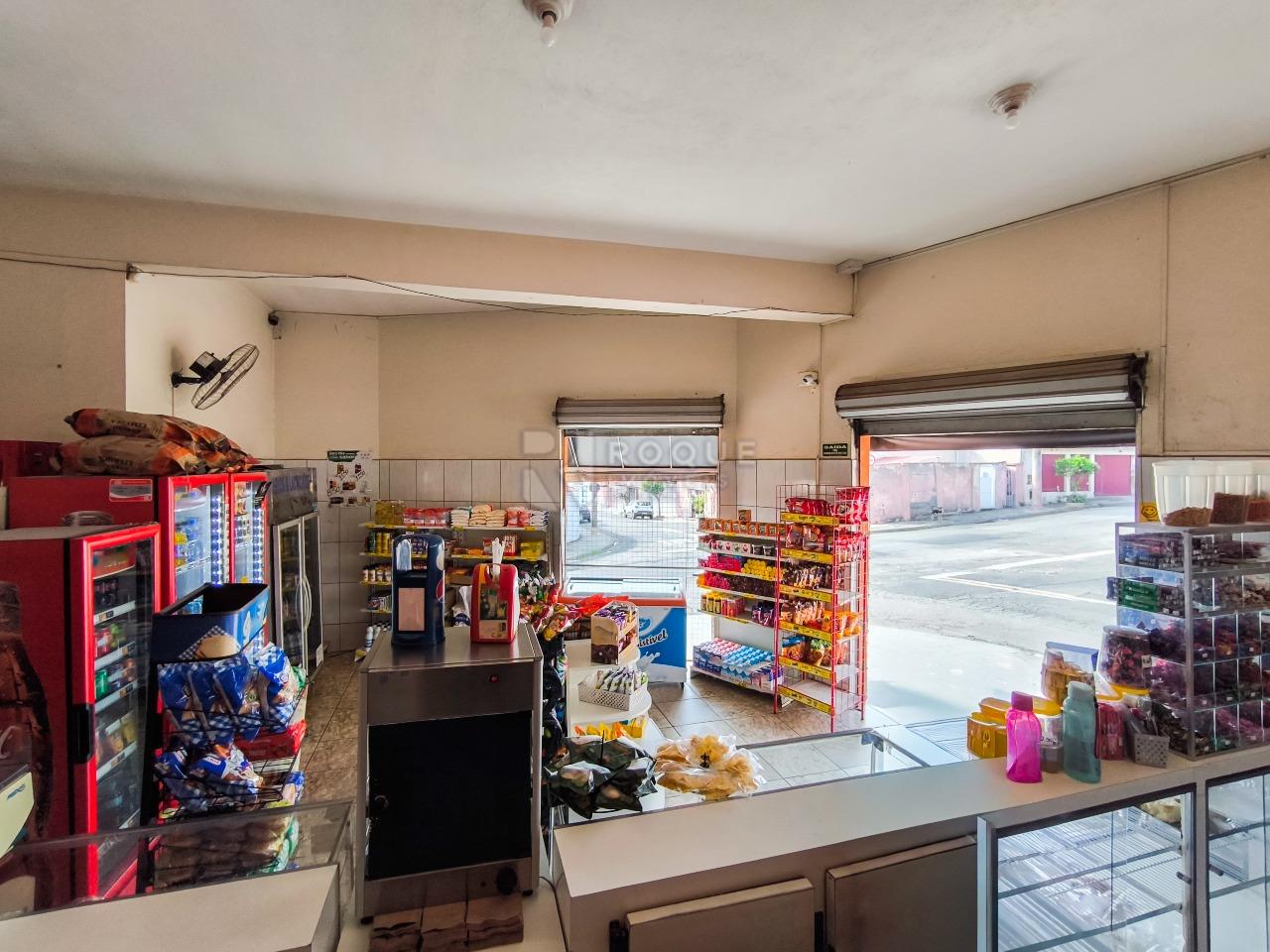 Casa Comercial à venda no bairro Conjunto Habitacional Victor D’Andrea: SALÃO COMERCIAL