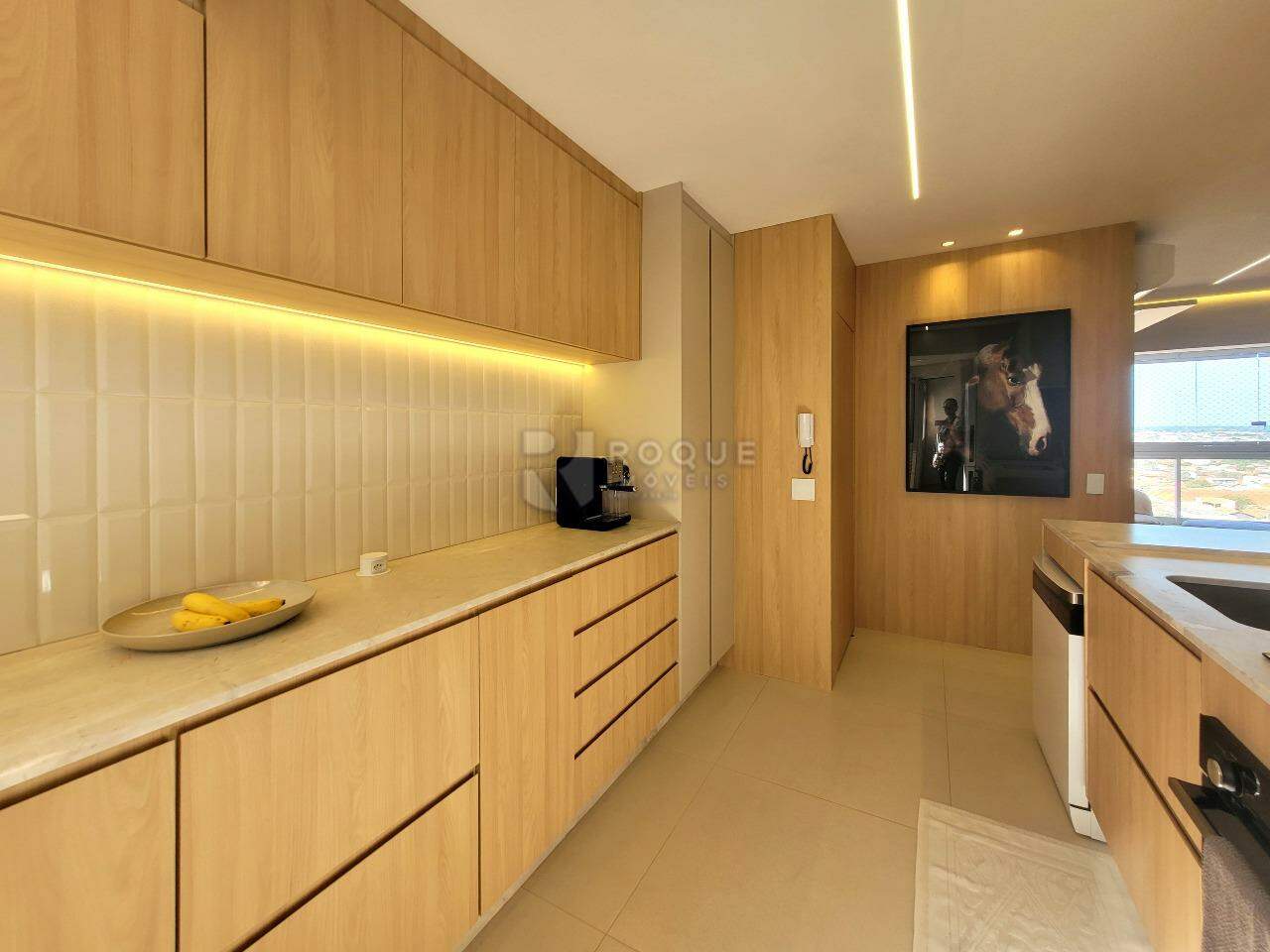 Apartamento à venda no bairro Vila Cristovam: Cozinha