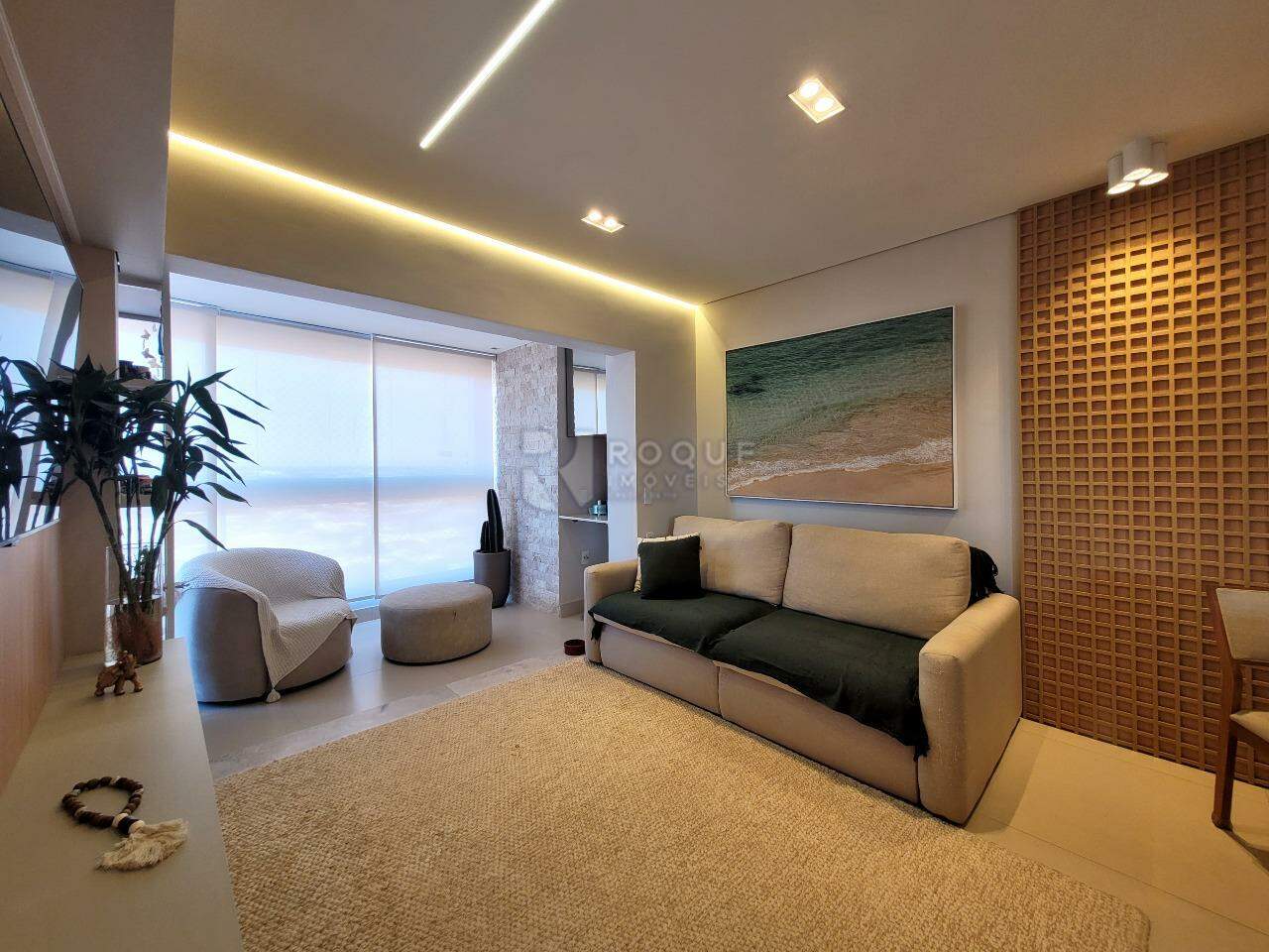 Apartamento à venda no bairro Vila Cristovam: Sala