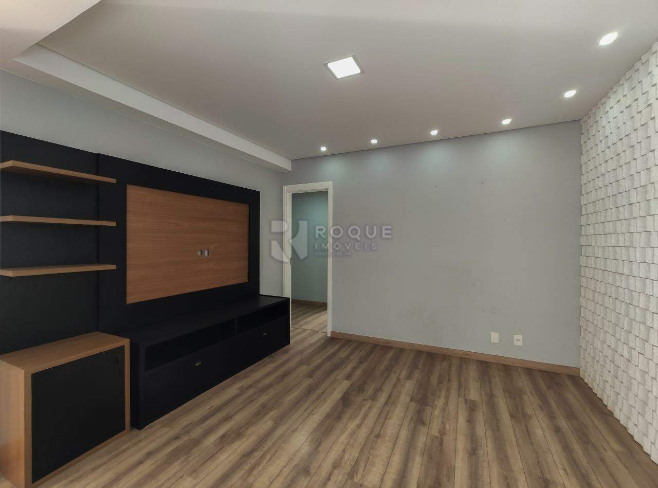 Apartamento à venda no bairro Jardim São Roque: Sala 