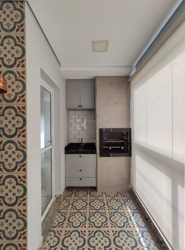 Apartamento à venda no bairro Jardim São Roque: Sacada 