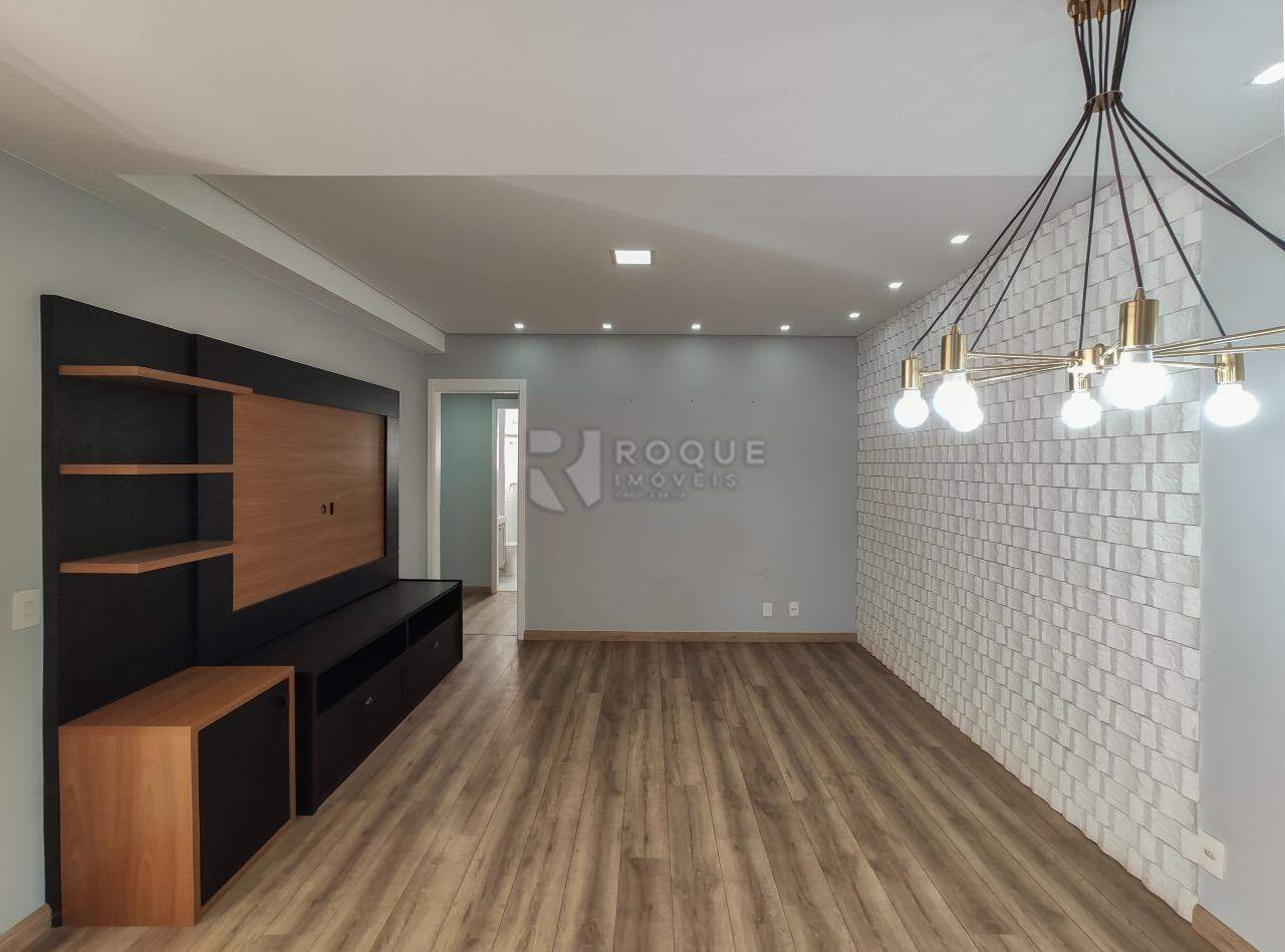 Apartamento à venda no bairro Jardim São Roque: Sala 