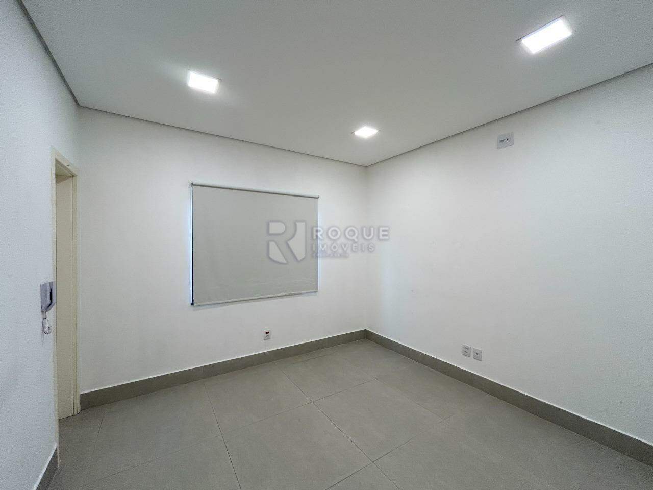 Salas/Conjuntos para aluguel no bairro Vila Cristovam: Sala 3