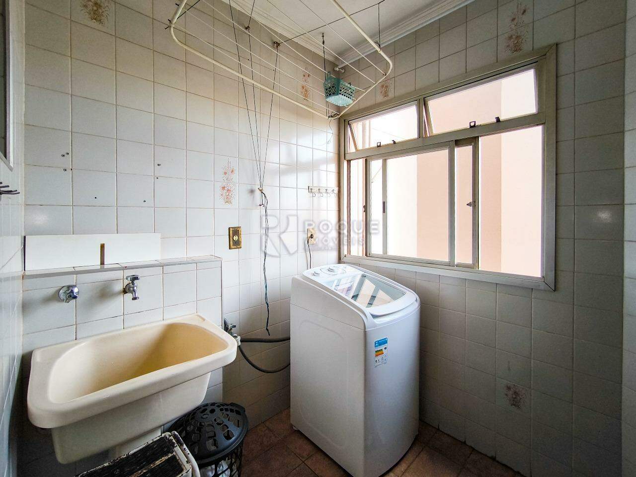 Apartamento à venda no bairro Vila Independência: LAVANDERIA