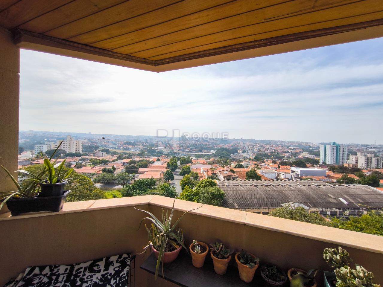 Apartamento à venda no bairro Vila Independência: SACADA