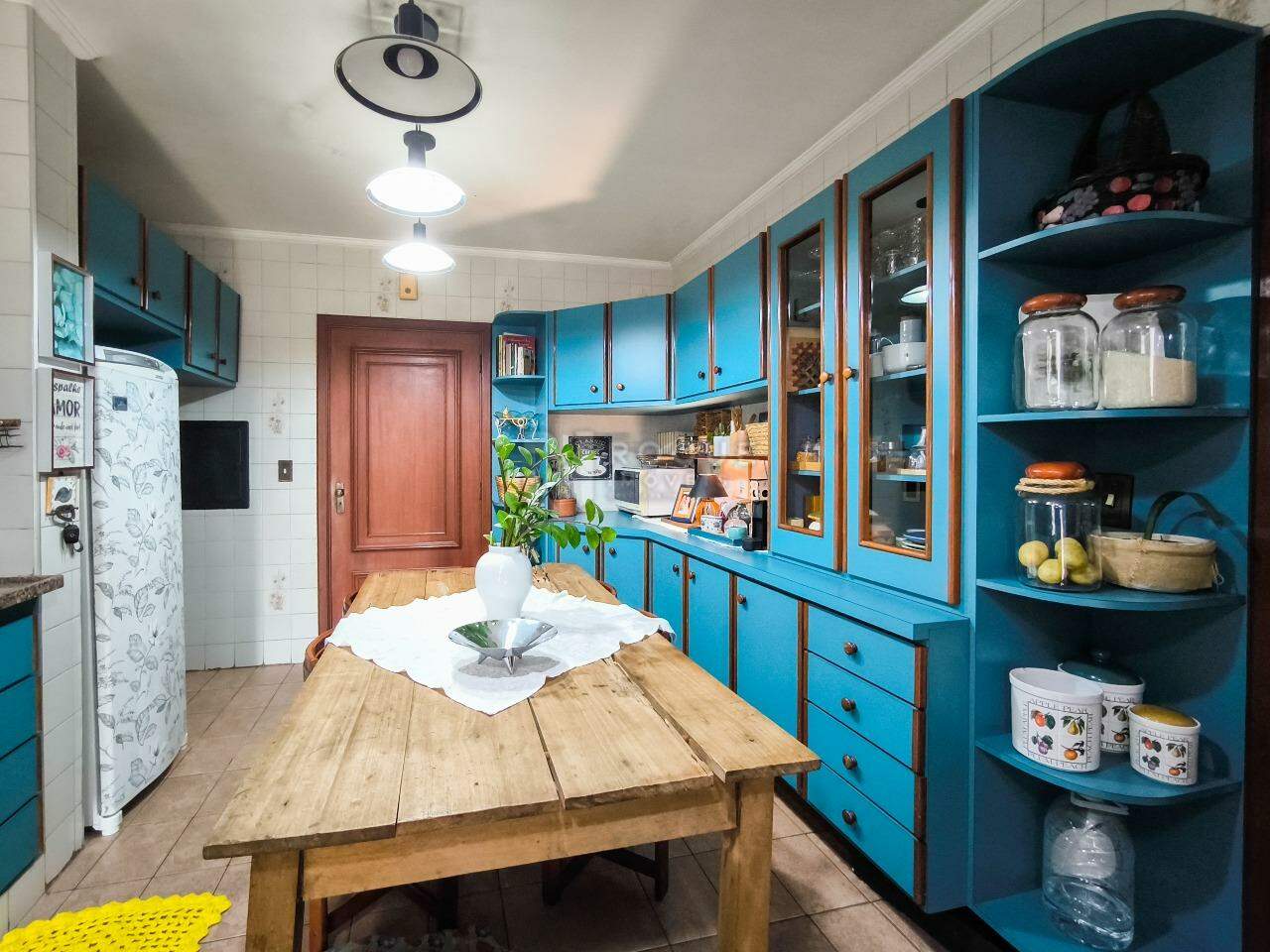 Apartamento à venda no bairro Vila Independência: COZINHA