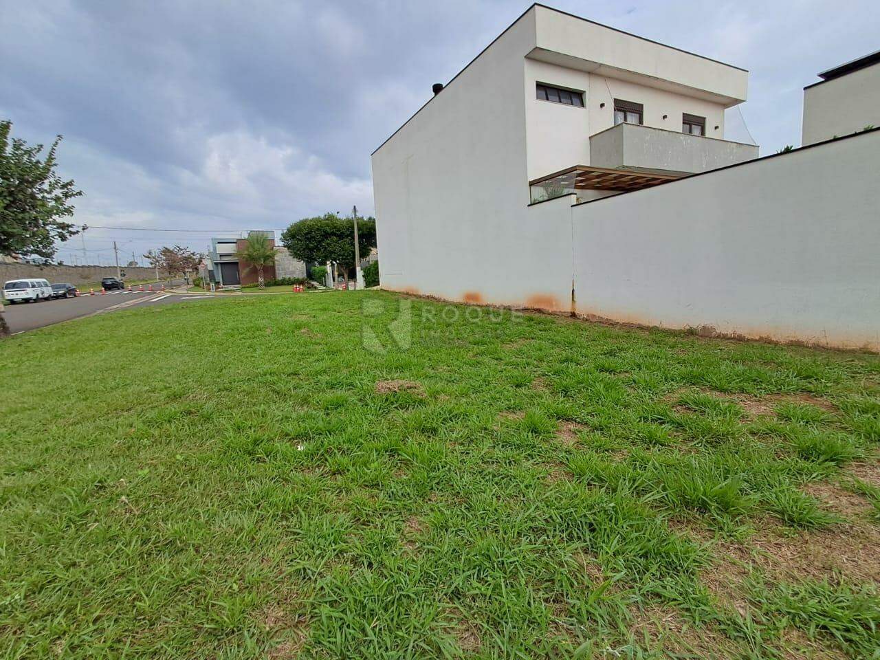 Terreno em condomínio à venda no bairro Residencial Village Damha Limeira: Terreno