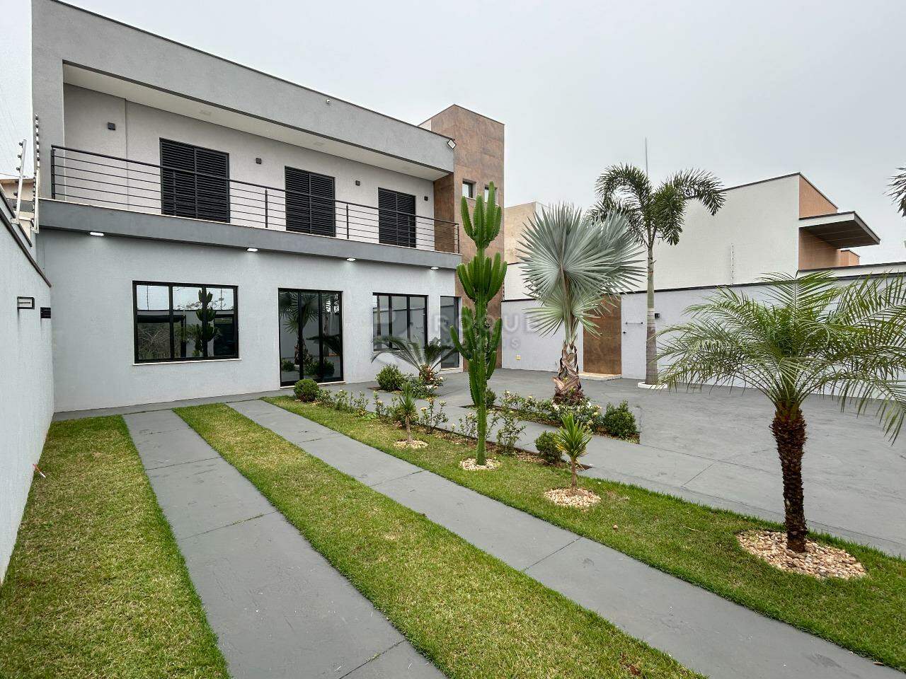 Casa Residencial para aluguel no bairro Residencial Colinas do Engenho I: Frente 