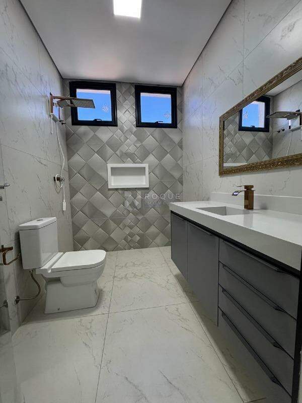 Casa Residencial para aluguel no bairro Residencial Colinas do Engenho I: WC suíte segundo andar 