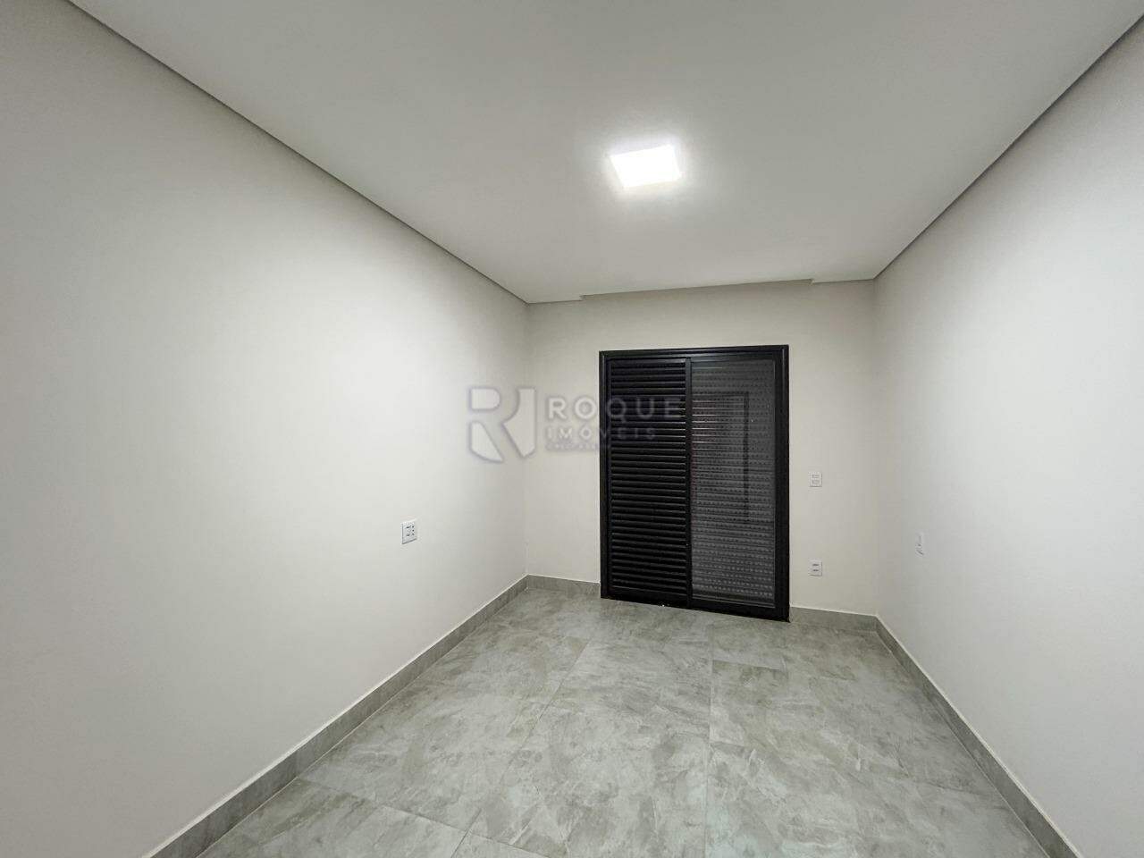 Casa Residencial para aluguel no bairro Residencial Colinas do Engenho I: Dormitório 3 suíte segundo andar 