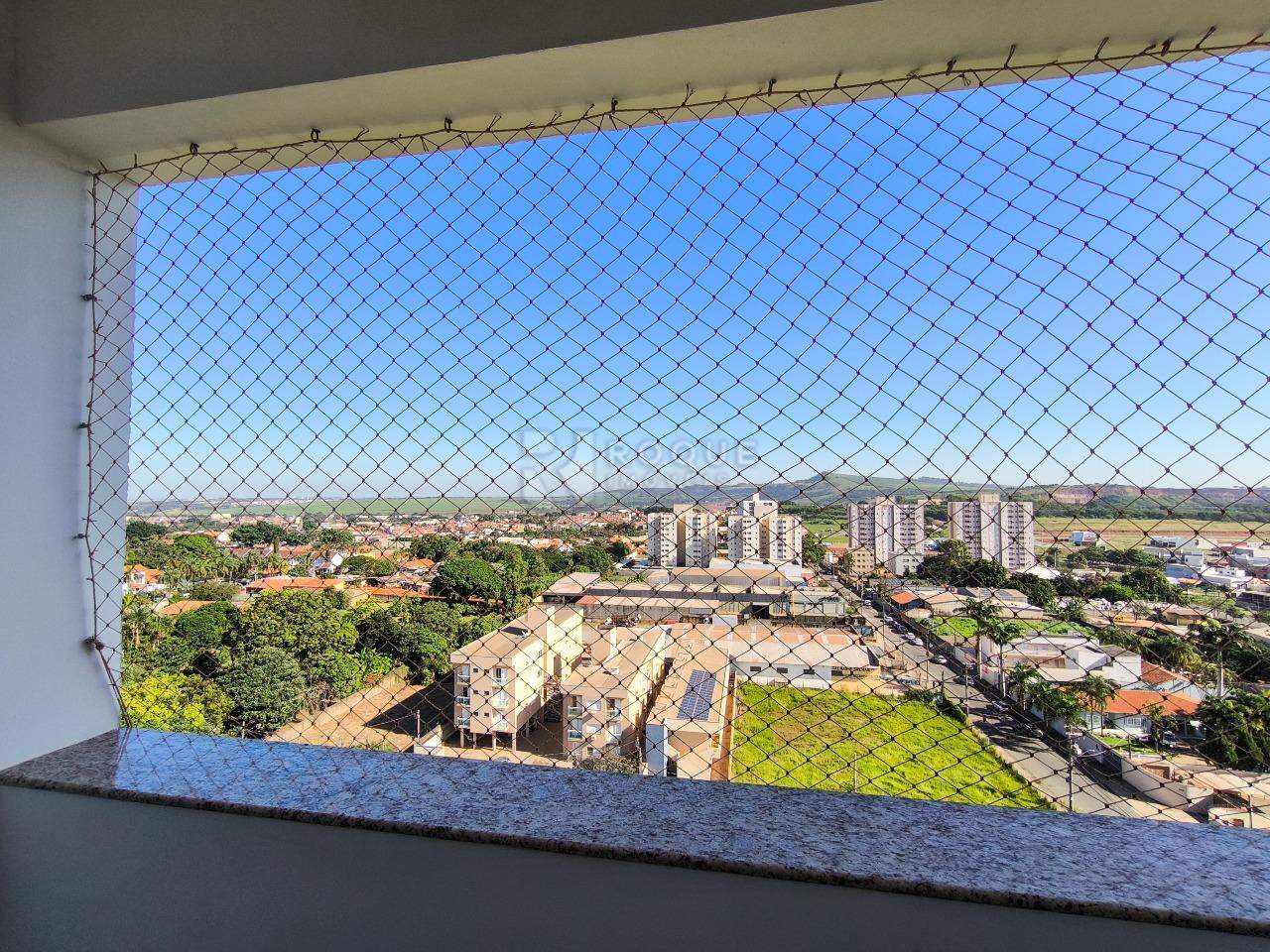 Apartamento à venda no bairro Chácaras Antonieta: VISTA PARCIAL