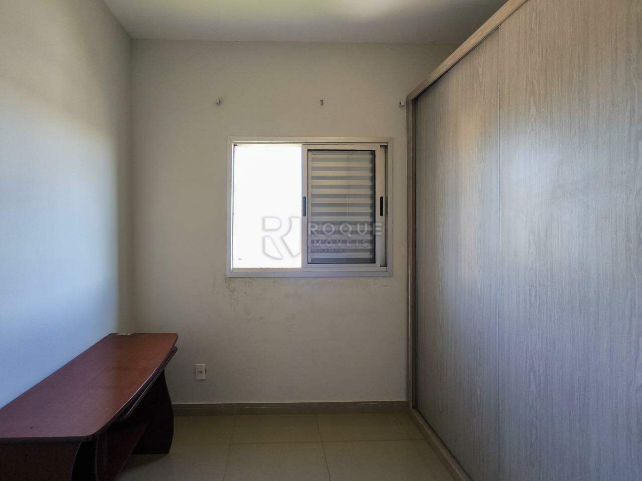 Apartamento à venda no bairro Chácaras Antonieta: DORMITÓRIO 2