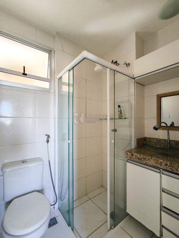 Apartamento à venda no bairro Chácaras Antonieta: BANHEIRO SOCIAL
