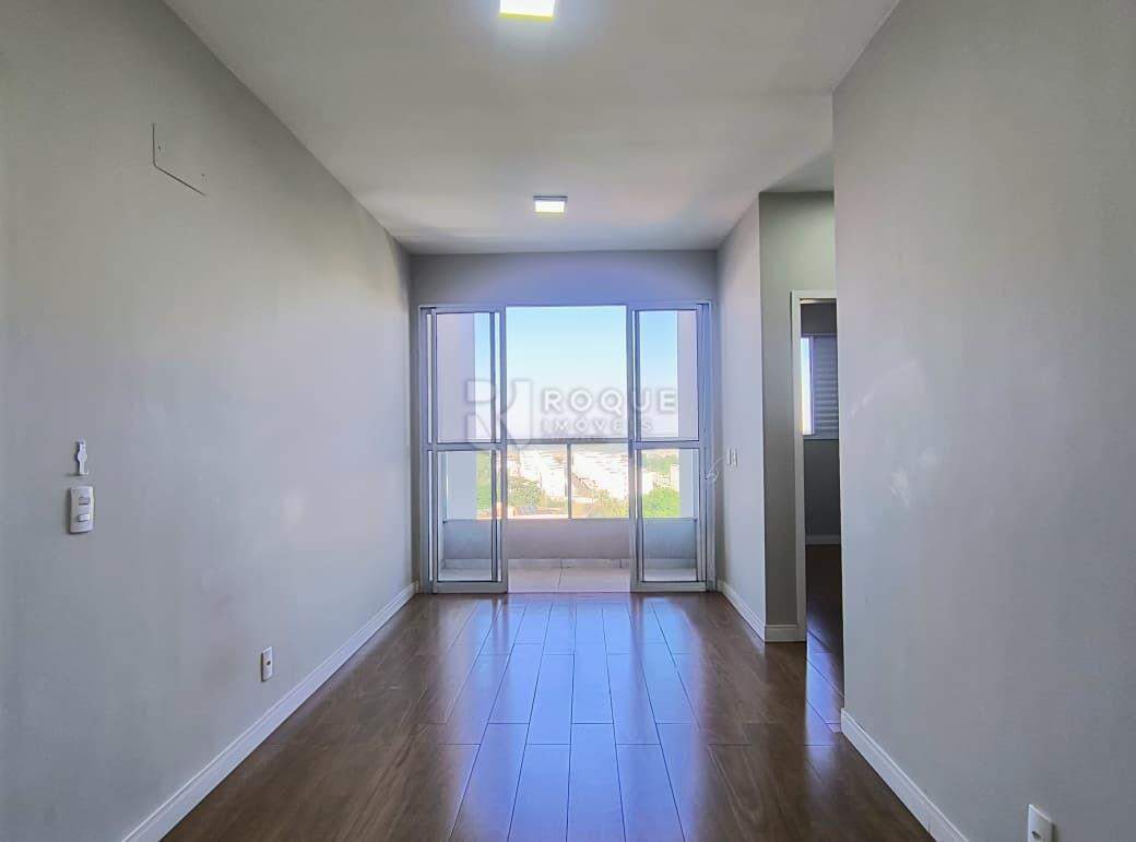 Apartamento para aluguel no bairro Vale das Esmeraldas: Sala
