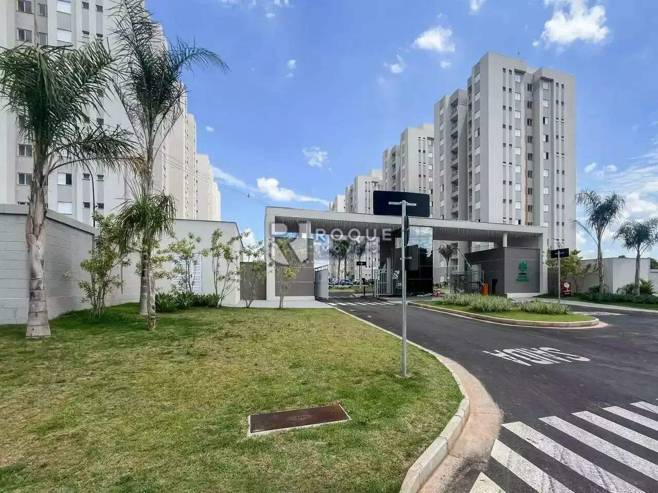 Apartamento para aluguel no bairro Vale das Esmeraldas: Fachada