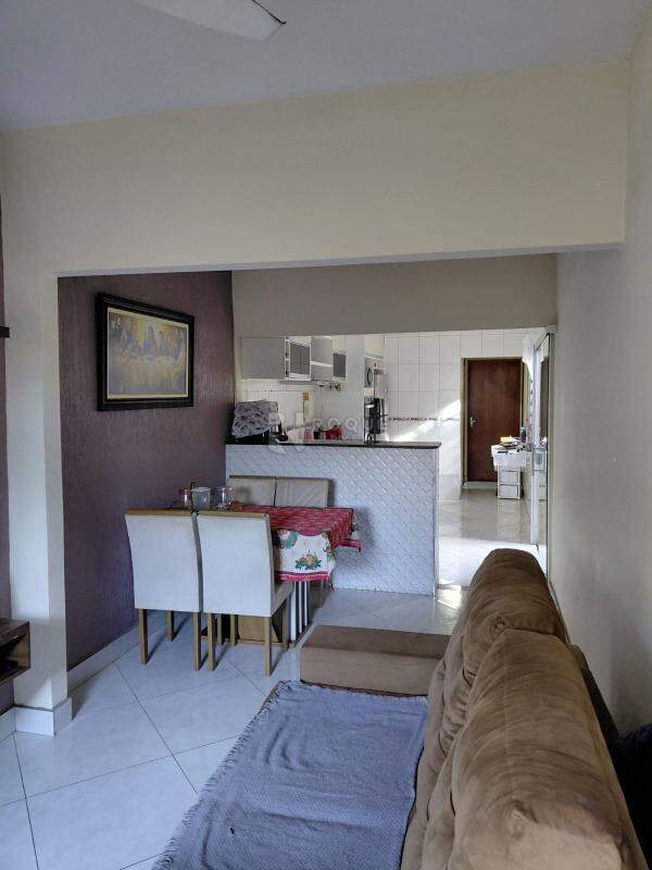 Casa Residencial à venda no bairro Jardim Residencial Regina Bastelli: 