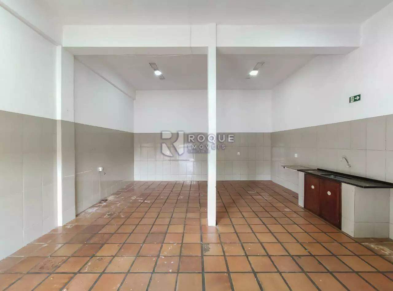 Salão para aluguel no bairro Jardim Nereide: Salão 2