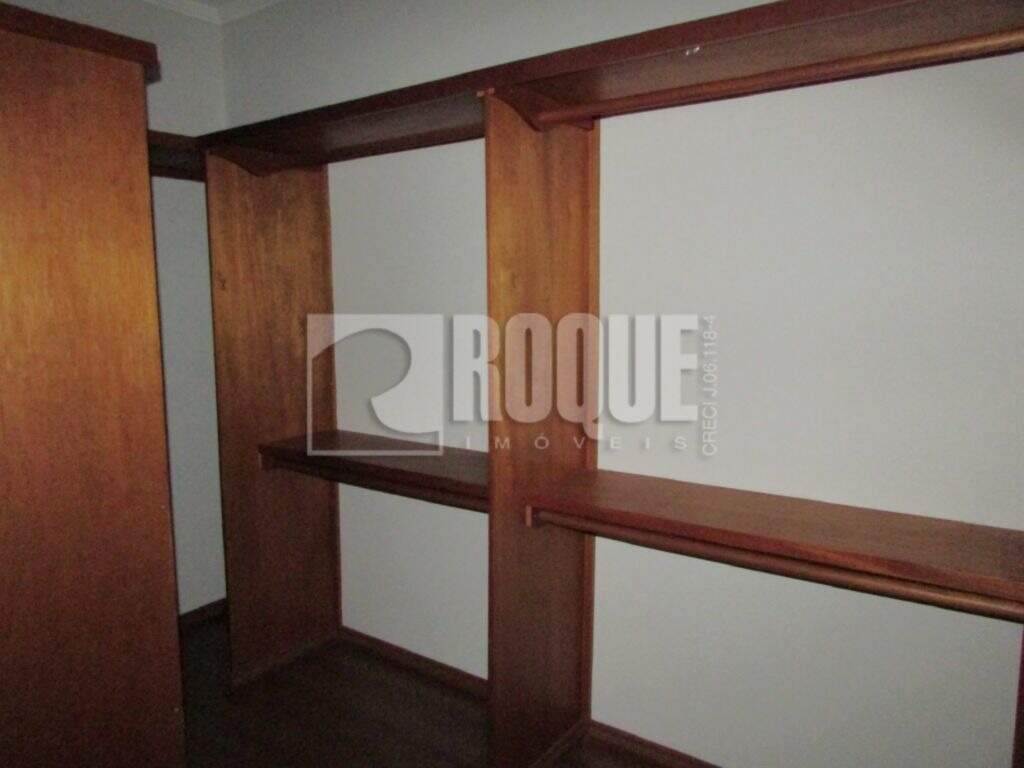 Apartamento para aluguel no bairro Centro: Closet
