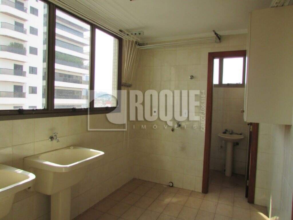 Apartamento para aluguel no bairro Centro: Área de serviço