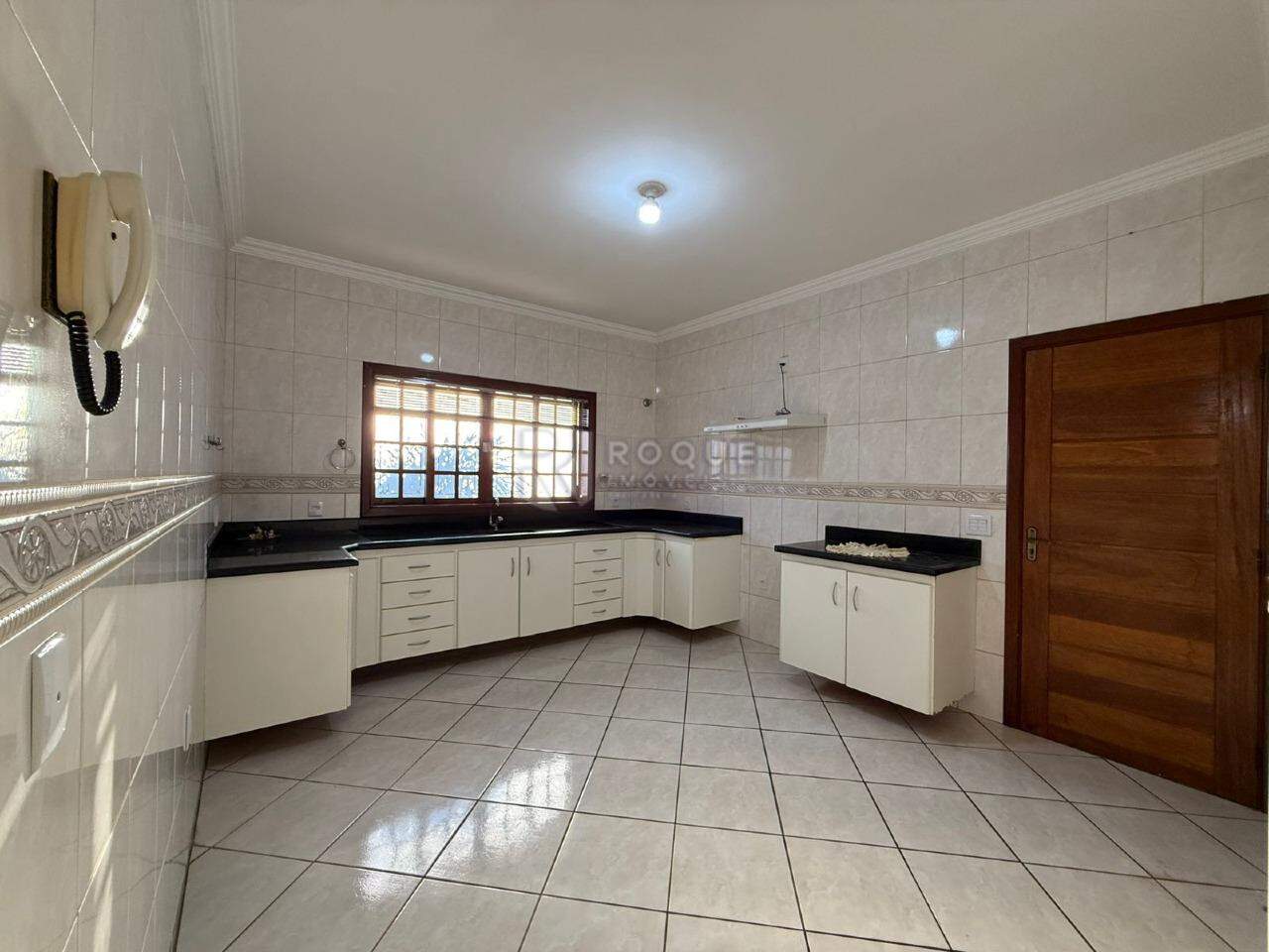 Casa Residencial para aluguel no bairro Jardim Nova Europa: Cozinha