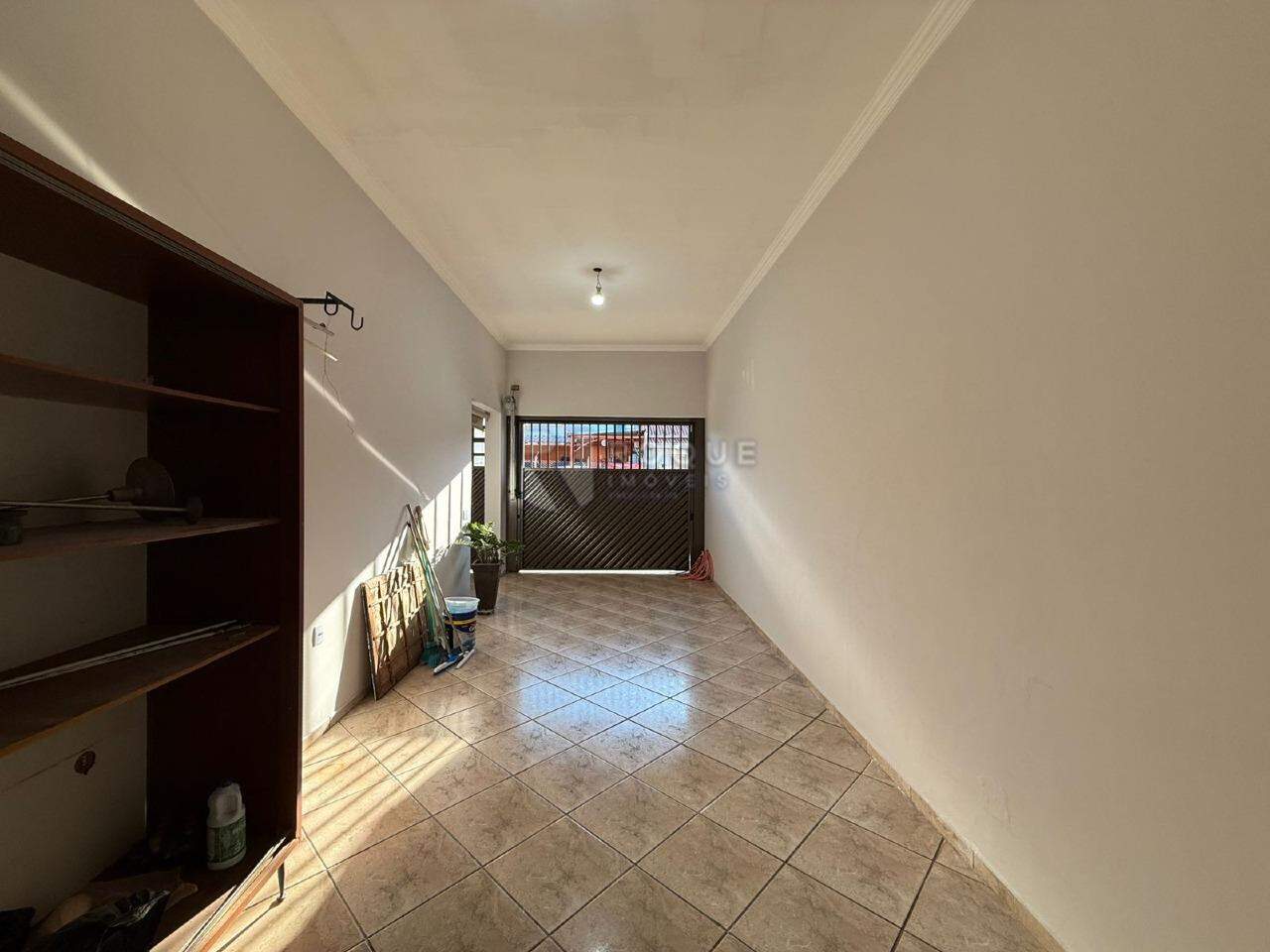 Casa Residencial para aluguel no bairro Jardim Nova Europa: Garagem