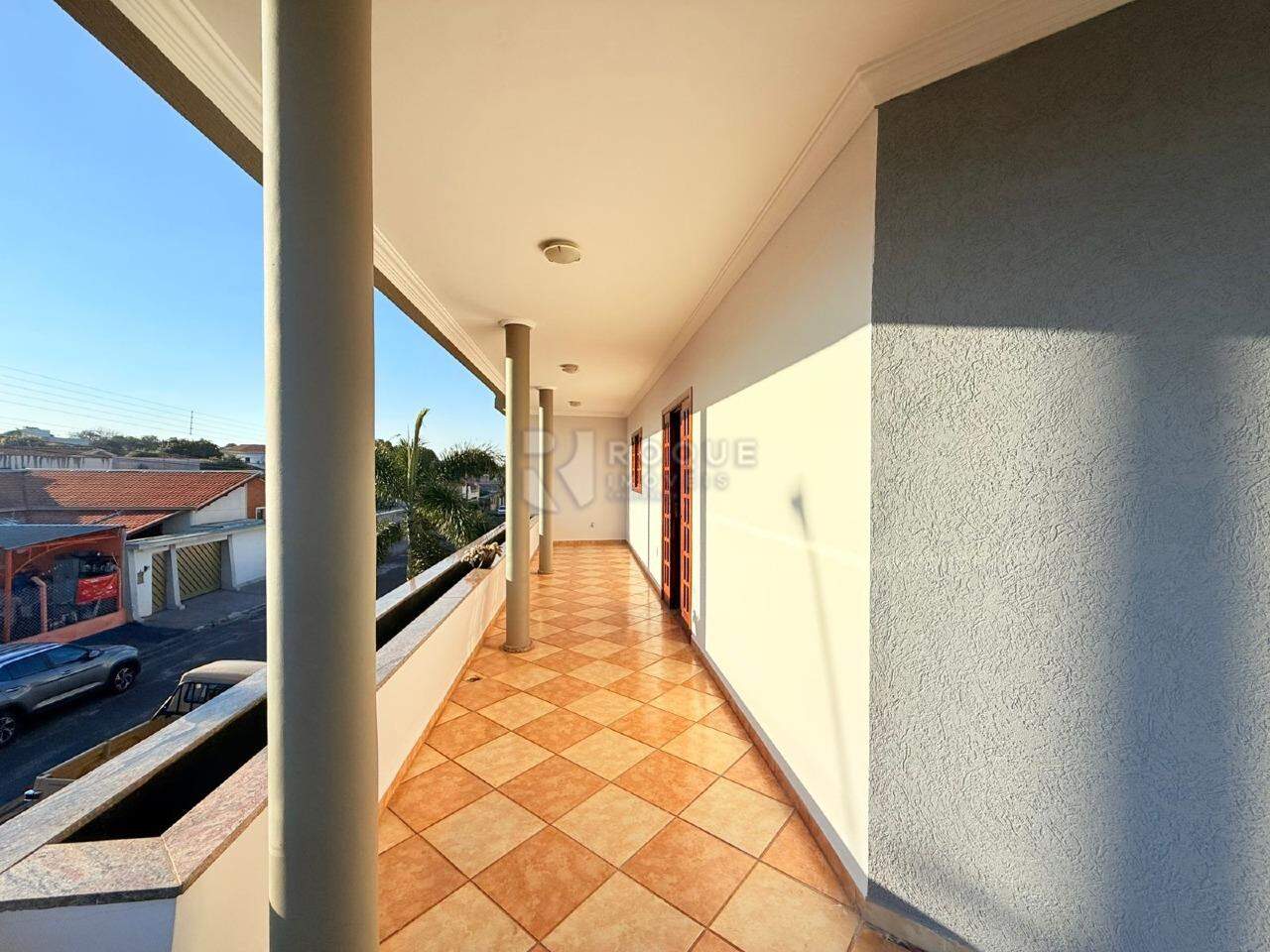 Casa Residencial para aluguel no bairro Jardim Nova Europa: Sacada