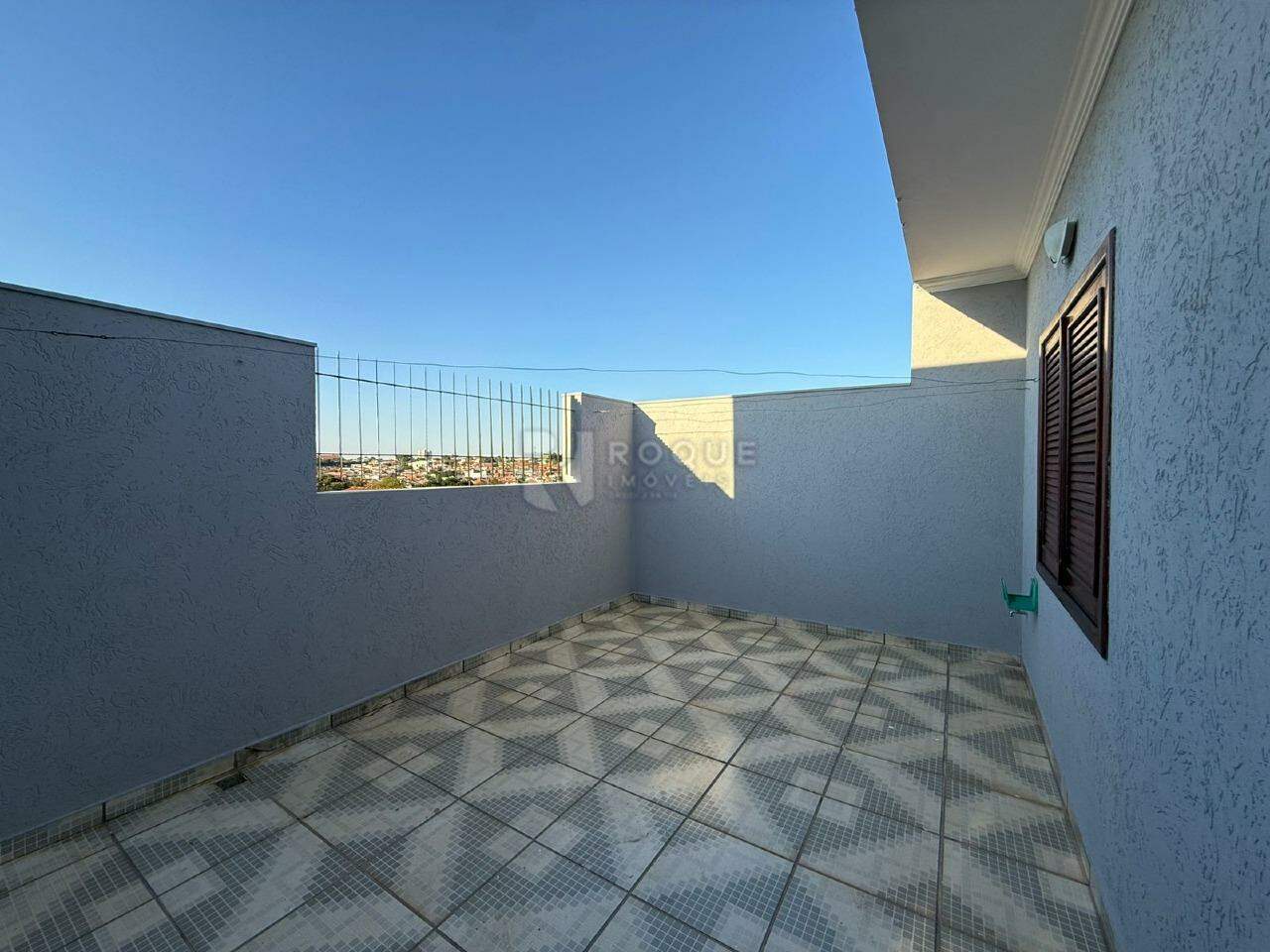 Casa Residencial para aluguel no bairro Jardim Nova Europa: Quintal