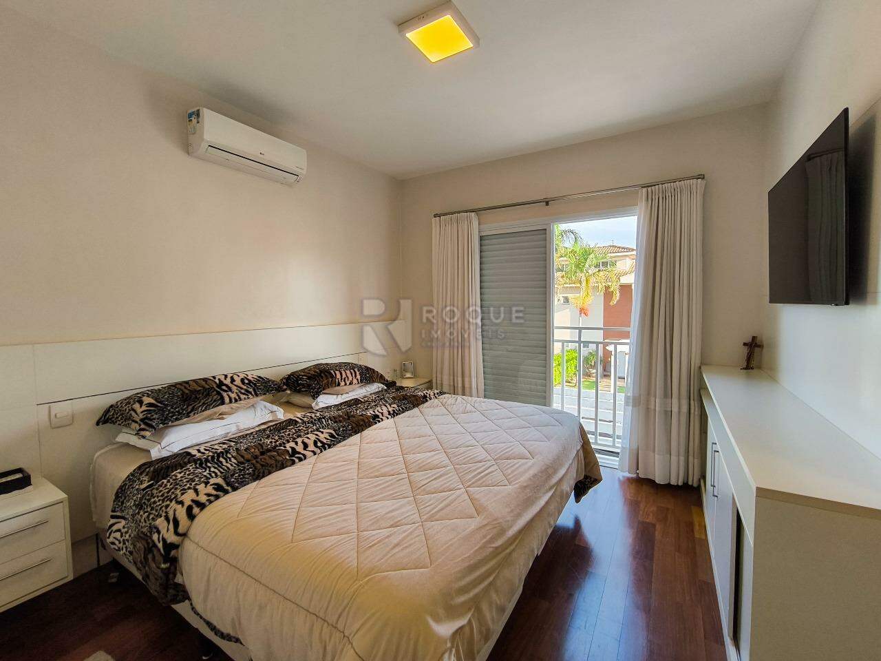 Casa em condomínio à venda no bairro Jardim Montezuma: SUÍTE 1