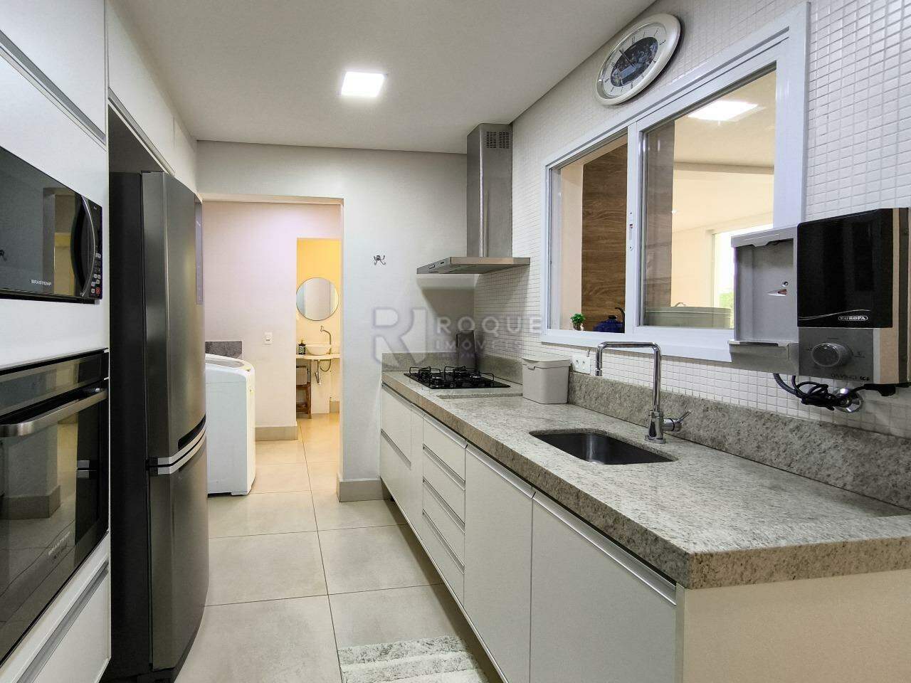 Casa em condomínio à venda no bairro Jardim Montezuma: COZINHA