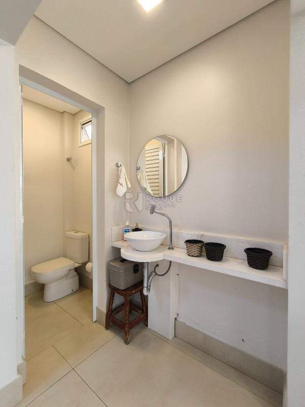 Casa em condomínio à venda no bairro Jardim Montezuma: LAVABO
