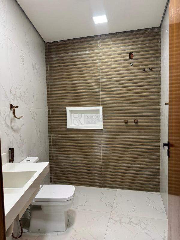 Casa Residencial à venda no bairro Residencial Colinas do Engenho I: Wc social superior 