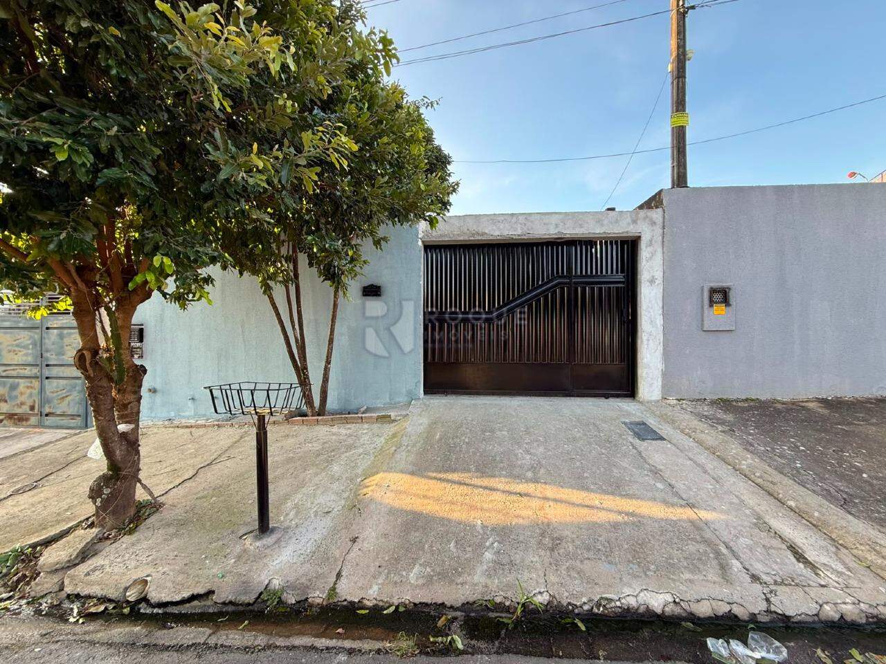 Casa Residencial para aluguel no bairro Jardim das Paineiras: Fachada