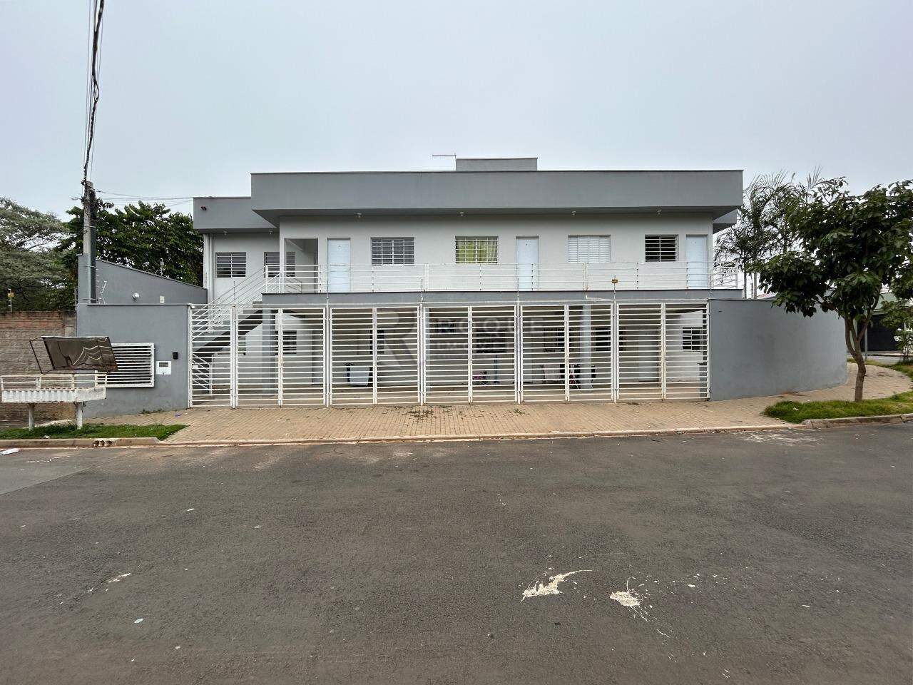 Kitnet para aluguel no bairro Jardim Residencial Village: Fachada 
