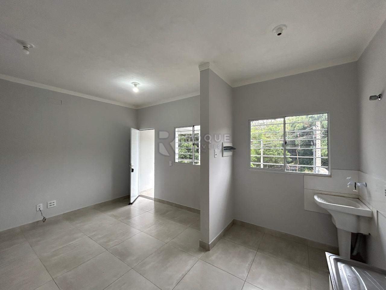 Kitnet para aluguel no bairro Jardim Residencial Village: Área serviço