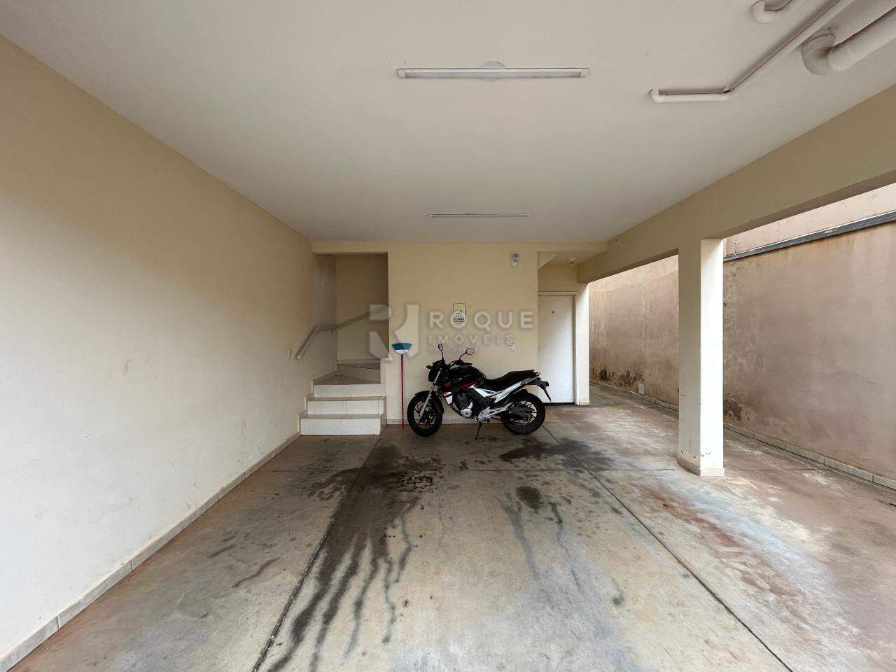 Kitnet para aluguel no bairro Jardim Residencial Village: Garagem 