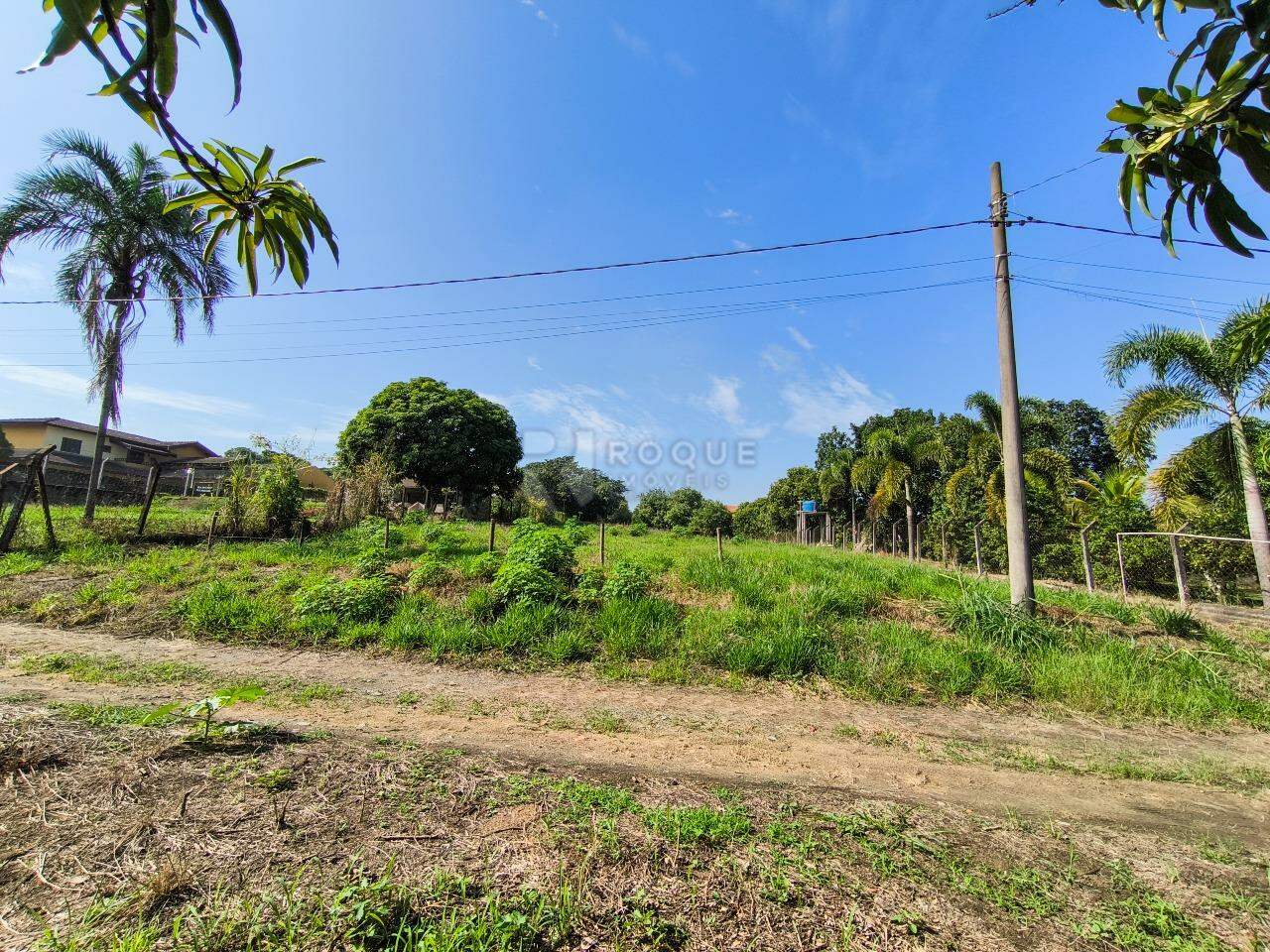 Terreno em condomínio à venda no bairro Chacara: FRENTE