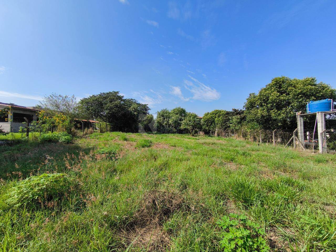 Terreno em condomínio à venda no bairro Chacara: 