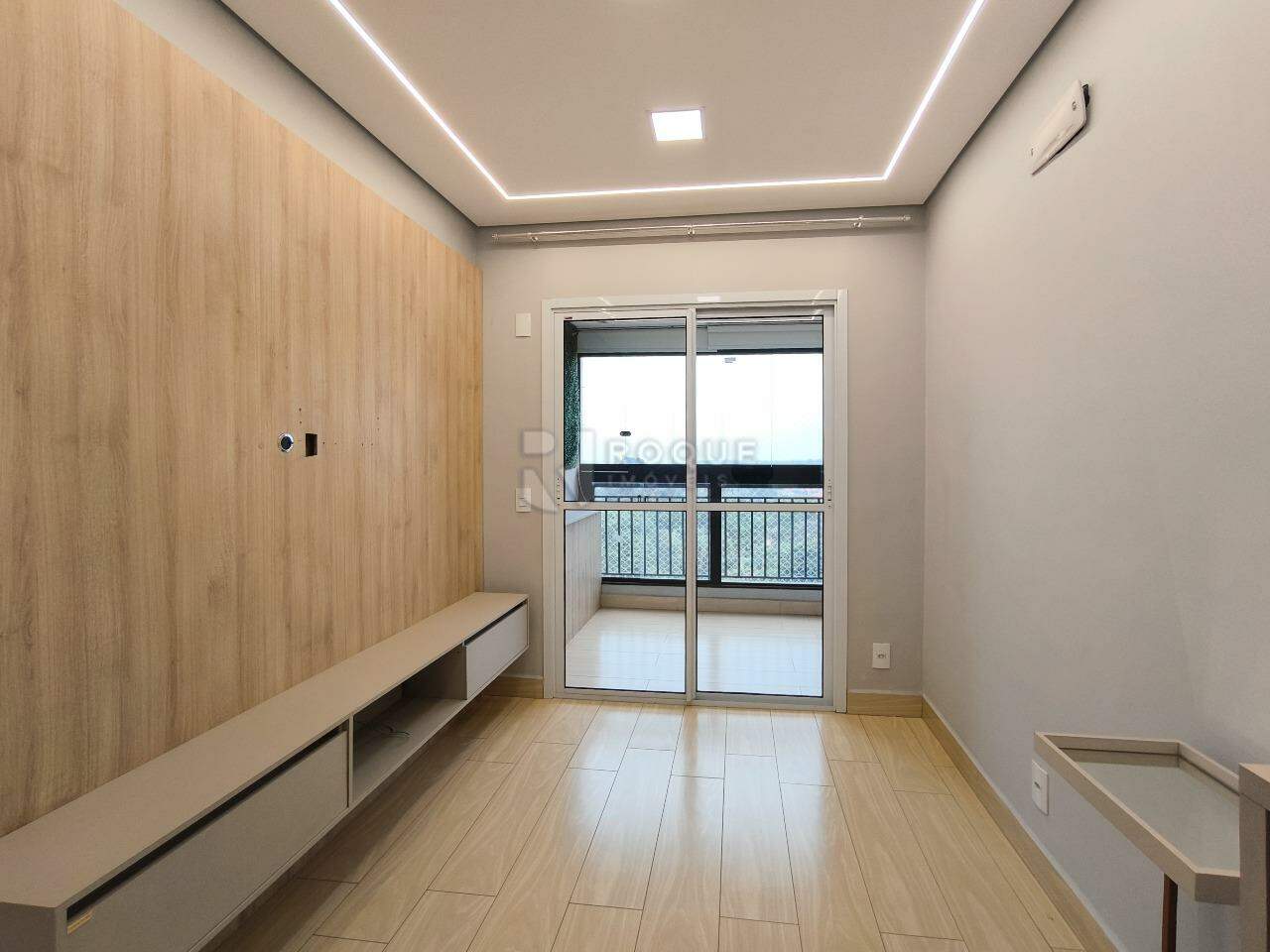 Apartamento à venda no bairro Graminha: SALA DE ESTAR