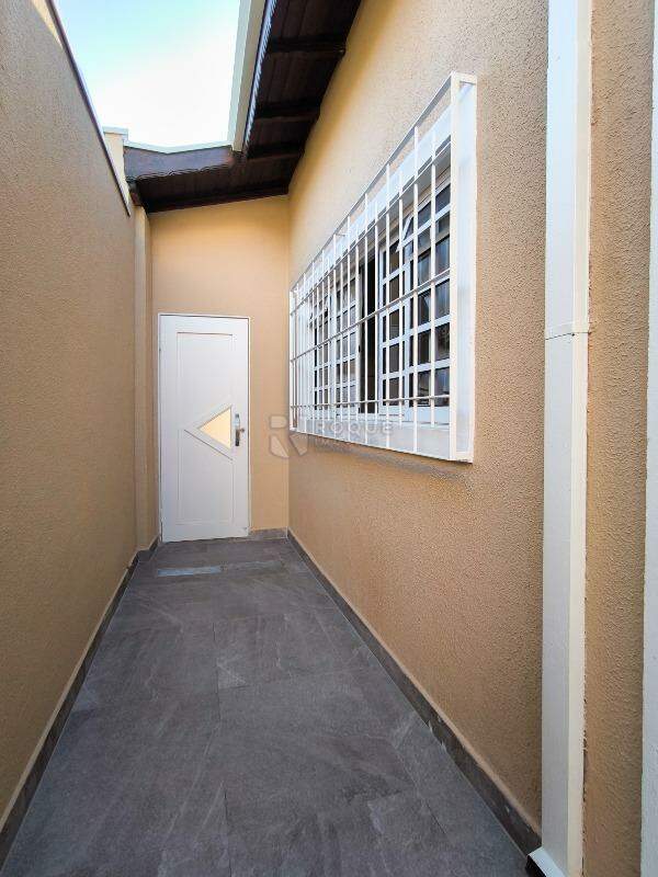 Casa em condomínio à venda no bairro Parque Egisto Ragazzo: ENTRADA DE SERVIÇO