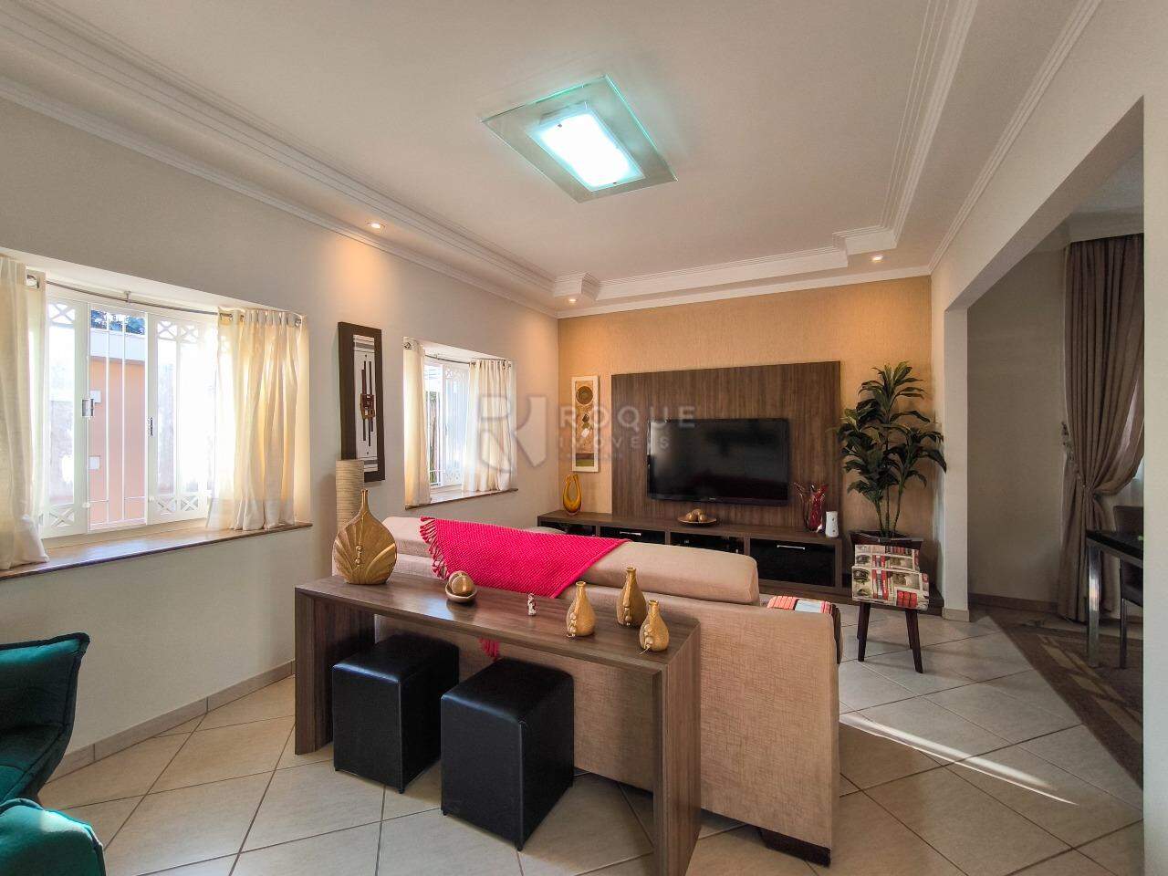 Casa em condomínio à venda no bairro Parque Egisto Ragazzo: SALA DE ESTAR