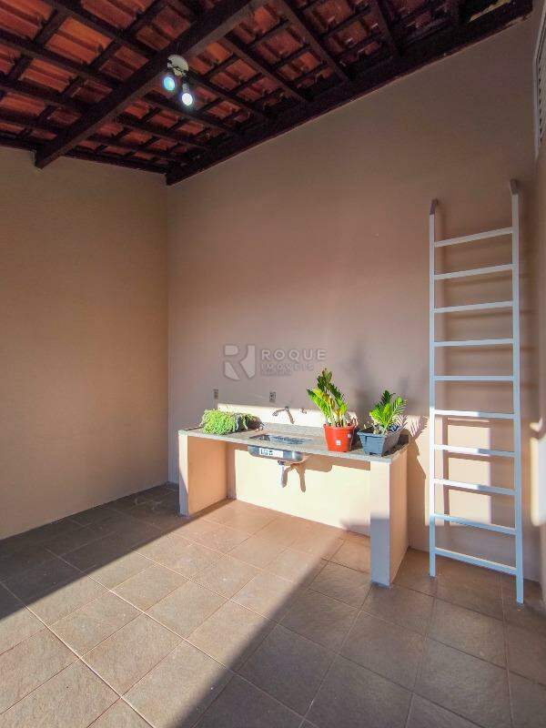 Casa em condomínio à venda no bairro Parque Egisto Ragazzo: ÁREA GOURMET