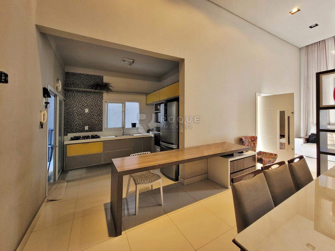 Casa Residencial à venda no bairro Jardim Campo Verde I: Sala de jantar
