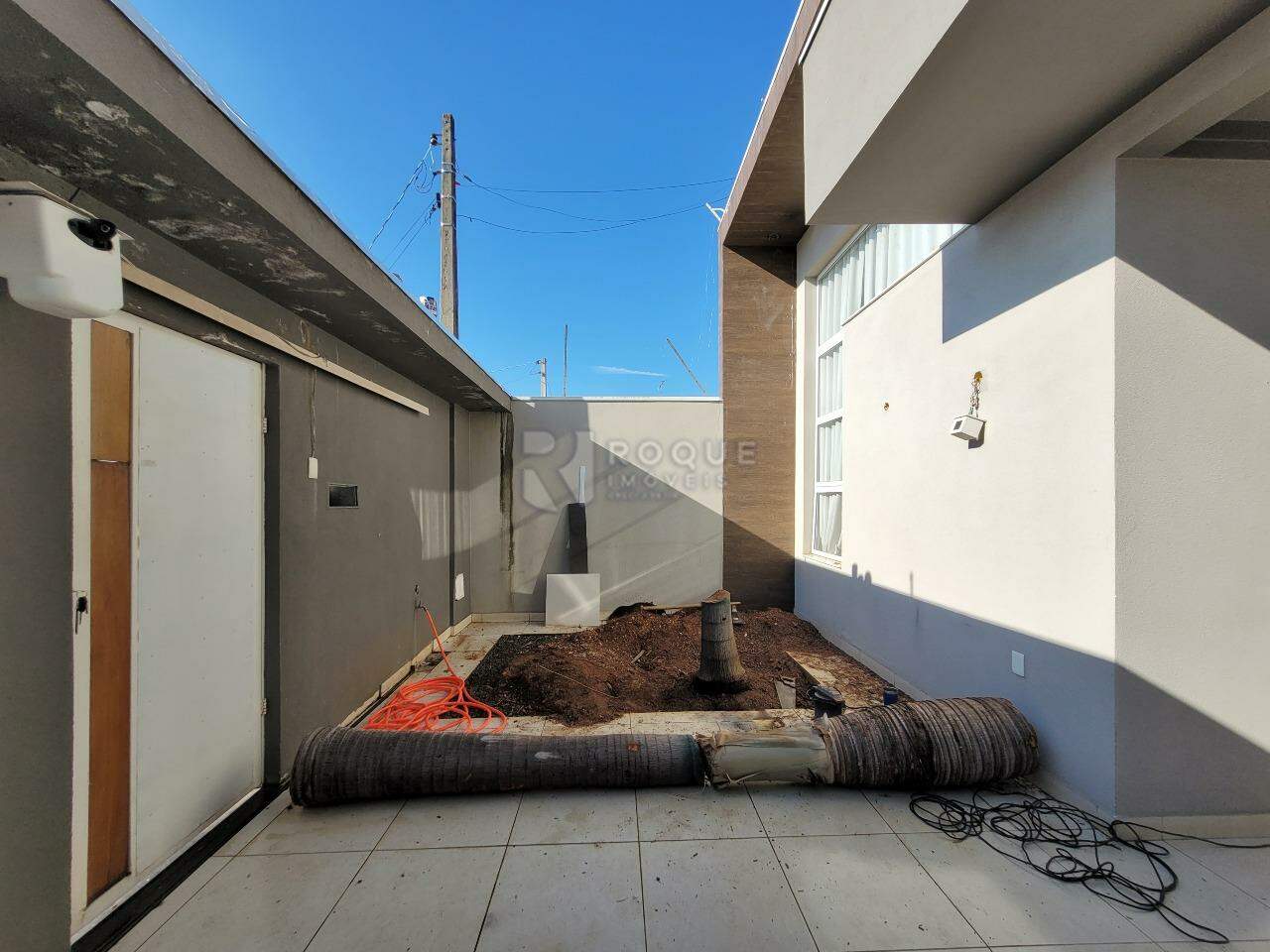 Casa Residencial à venda no bairro Jardim Campo Verde I: Frente