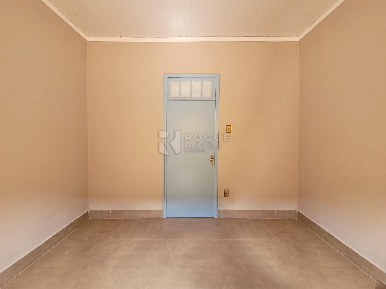 Casa Comercial à venda no bairro Centro: DORMITÓRIO 2