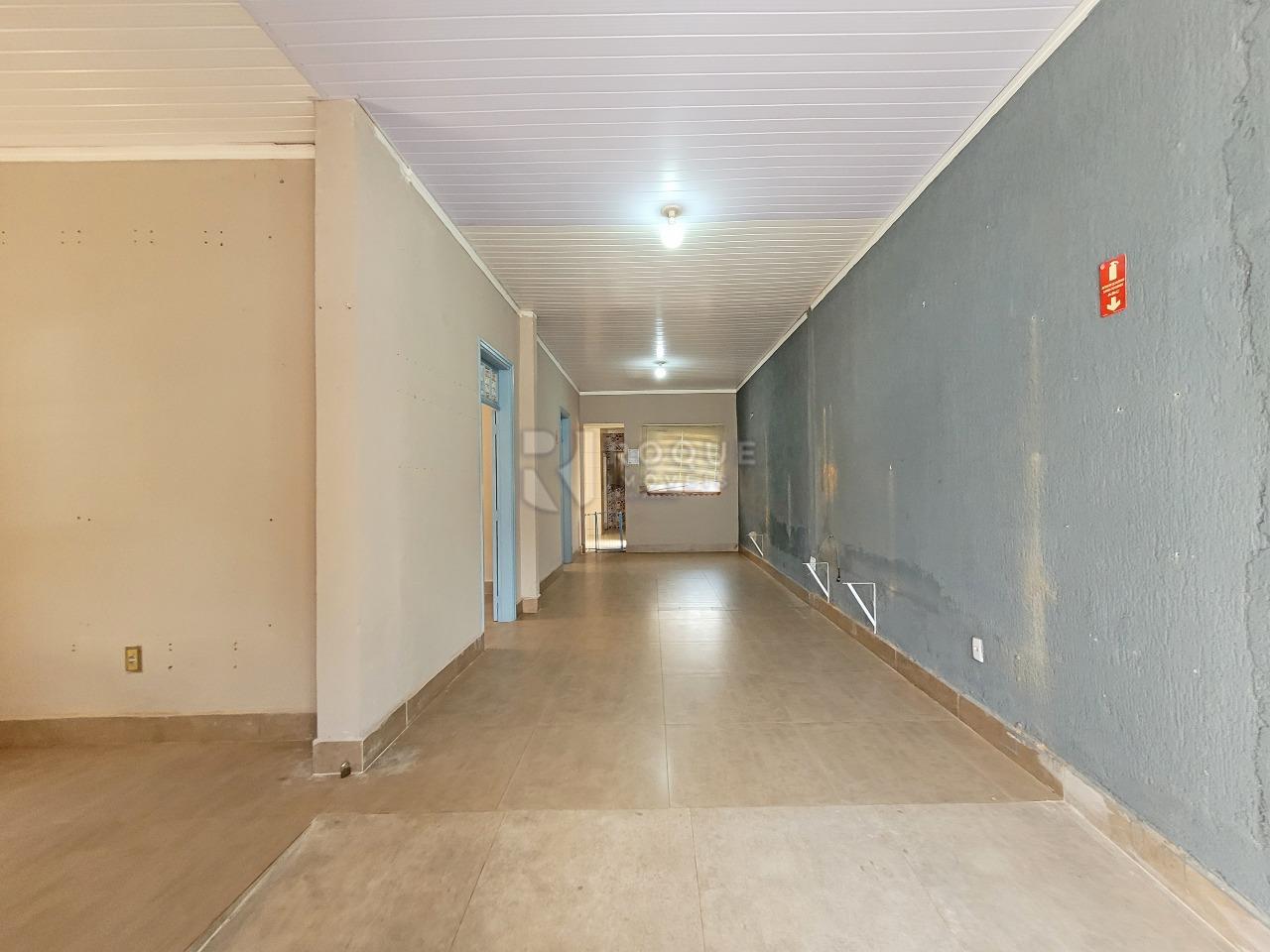 Casa Comercial à venda no bairro Centro: ENTRADA 
