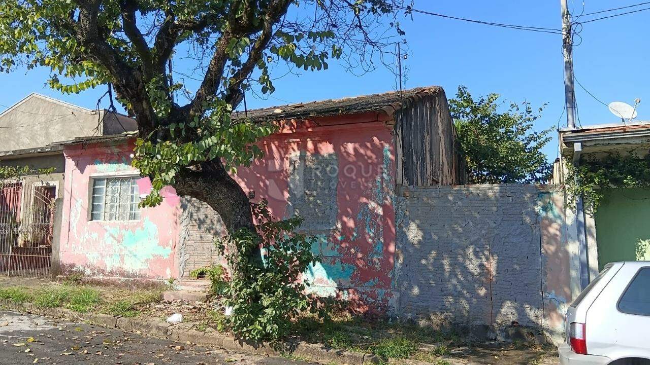 Terreno à venda no bairro Vila Camargo: 