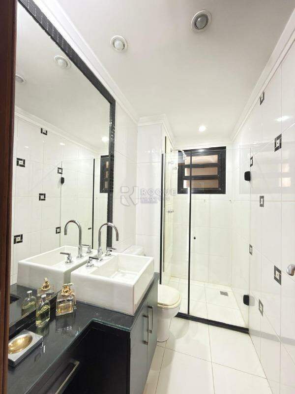 Apartamento para aluguel no bairro Centro: Wc Social